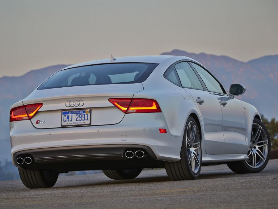  Audi S7 Sportback 2012 года  (NA) (фото 16 из 16)